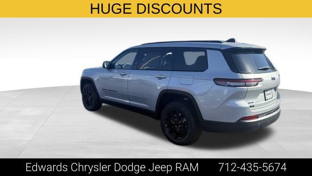 2025 Jeep Grand Cherokee L Altitude 4x4