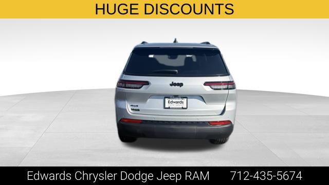 2025 Jeep Grand Cherokee L Altitude 4x4