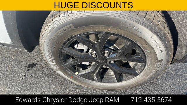 2025 Jeep Grand Cherokee L Altitude 4x4