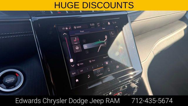 2025 Jeep Grand Cherokee L Altitude 4x4