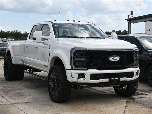 2023 Ford F-450 Platinum