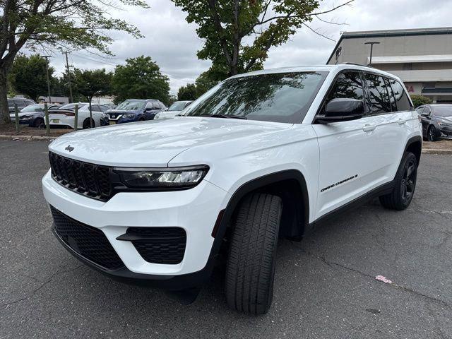 2022 Jeep Grand Cherokee Altitude 4x4