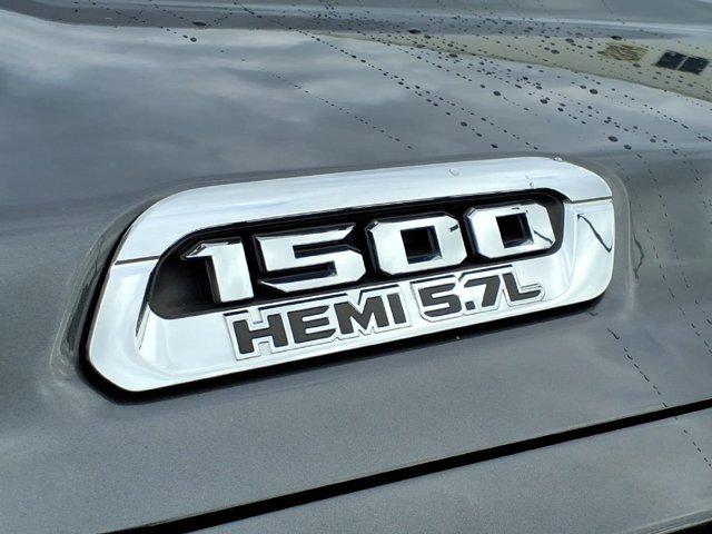 2022 Ram 1500 Laramie Crew Cab 4x4 57 Box