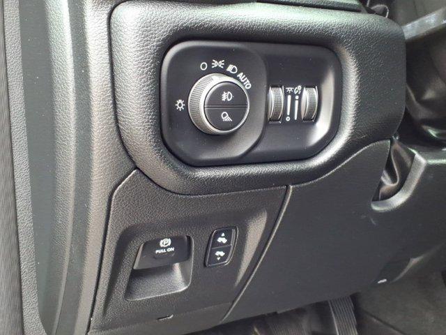 2022 Ram 1500 Laramie Crew Cab 4x4 57 Box