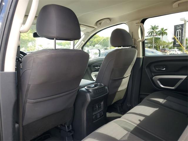 2021 Nissan Titan Crew Cab SV 4x2