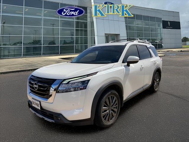 2022 Nissan Pathfinder SL 2WD