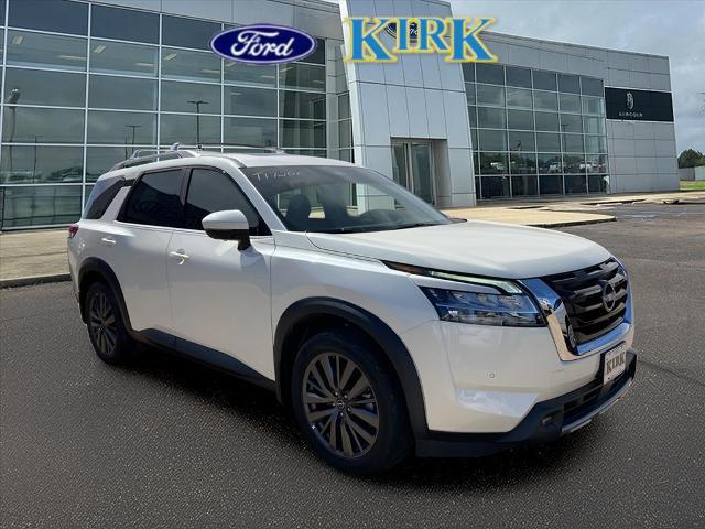 2022 Nissan Pathfinder SL 2WD