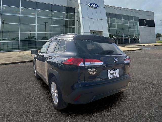 2022 Toyota Corolla Cross LE