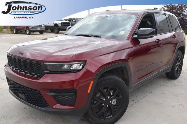 2024 Jeep Grand Cherokee Altitude 4x4 2024 Jeep Grand Cherokee Altitude 4x4
