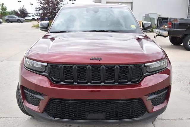 2024 Jeep Grand Cherokee Altitude 4x4 2024 Jeep Grand Cherokee Altitude 4x4