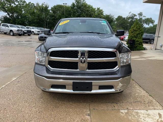 2024 RAM 1500 Classic Tradesman Crew Cab 4x4 57 Box