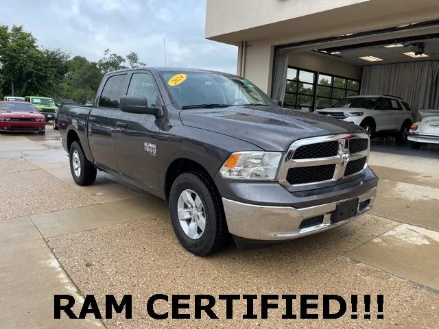 2024 RAM 1500 Classic Tradesman Crew Cab 4x4 57 Box