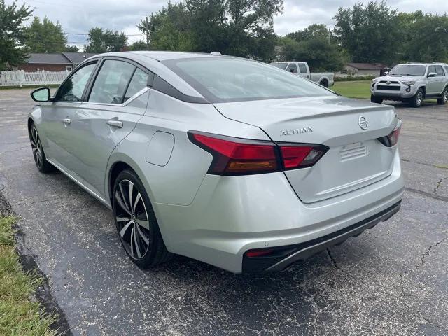 2022 Nissan Altima SR FWD