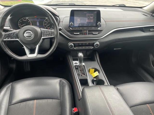 2022 Nissan Altima SR FWD