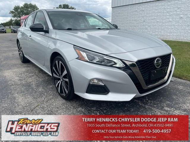 2022 Nissan Altima SR FWD