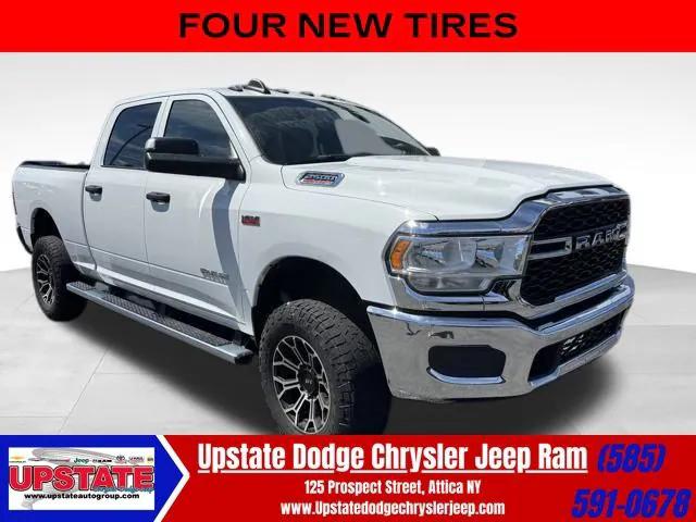 2022 RAM 2500 Tradesman Crew Cab 4x4 64 Box