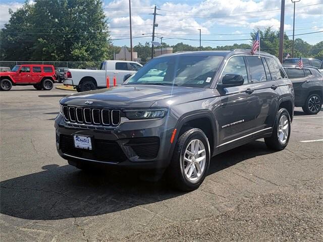 2025 Jeep Grand Cherokee Laredo X 4x4