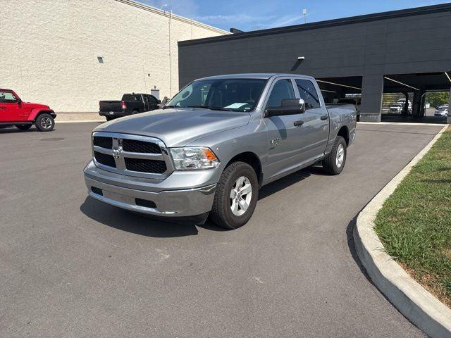 2023 RAM 1500 Classic SLT Crew Cab 4x4 57 Box