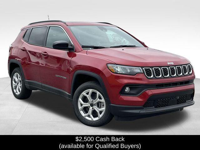 2025 Jeep Compass COMPASS LATITUDE 4X4