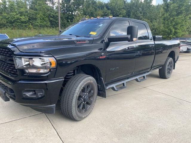 2022 RAM 3500 Big Horn Crew Cab 4x4 8 Box