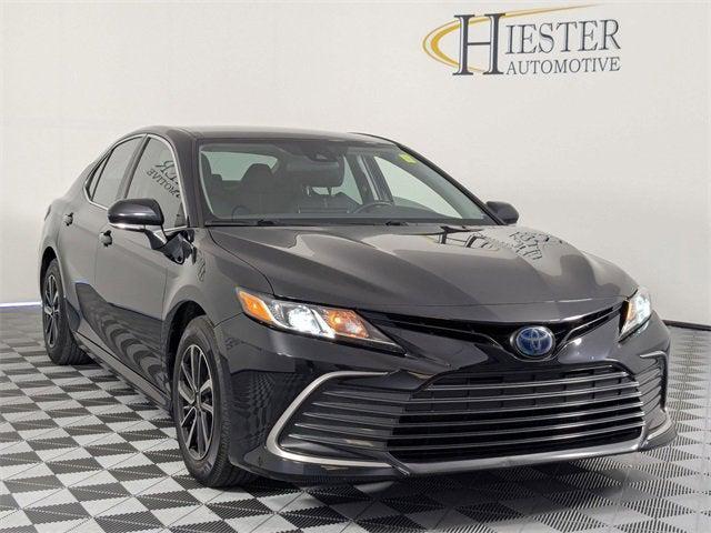 2022 Toyota Camry LE Hybrid