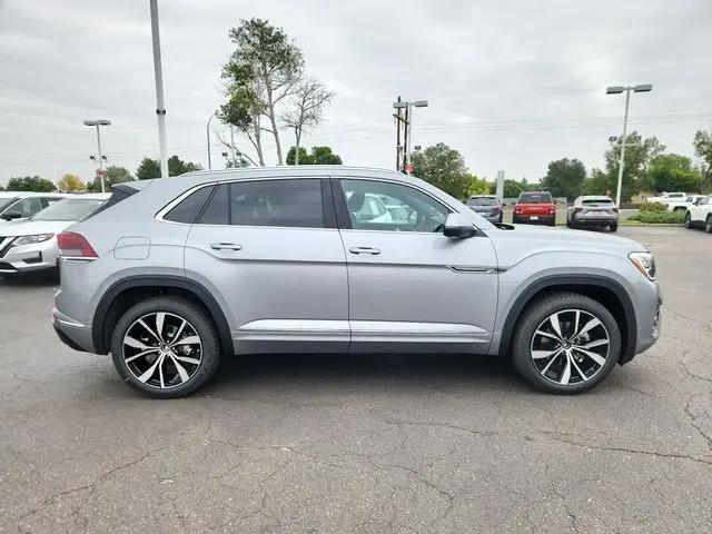 2026 Volkswagen Atlas Cross Sport SEL Premium R-Line