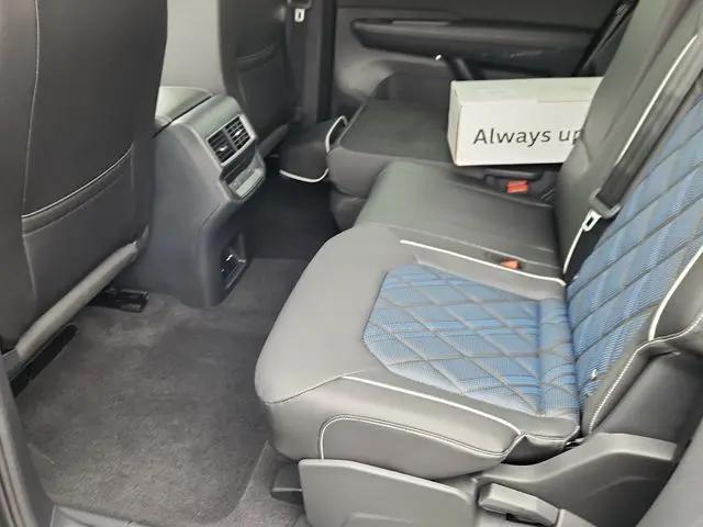 2026 Volkswagen Atlas Cross Sport SEL Premium R-Line