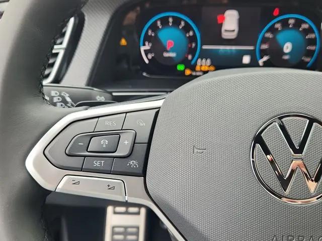 2026 Volkswagen Atlas Cross Sport SEL Premium R-Line