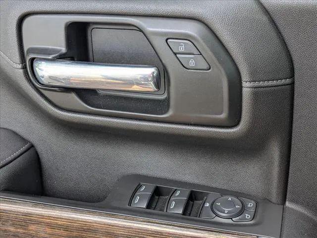 2021 GMC Sierra 1500 4WD Crew Cab Short Box SLE