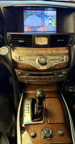 2017 INFINITI Q70h Base
