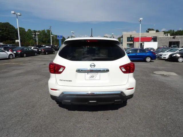 2017 Nissan Pathfinder S