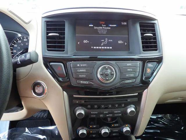 2017 Nissan Pathfinder S
