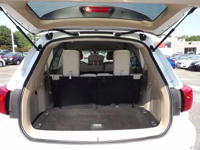 2017 Nissan Pathfinder S