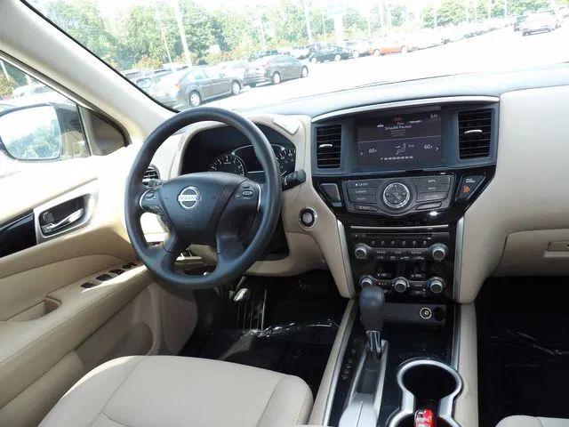 2017 Nissan Pathfinder S