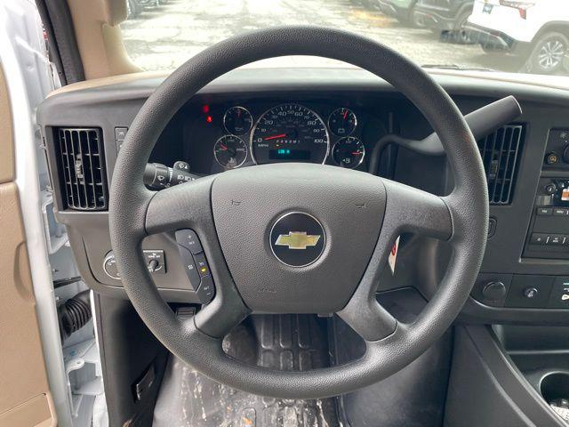 2025 Chevrolet Express Cargo Van RWD 2500 Regular Wheelbase WT