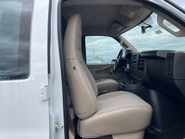 2025 Chevrolet Express Cargo Van RWD 2500 Regular Wheelbase WT