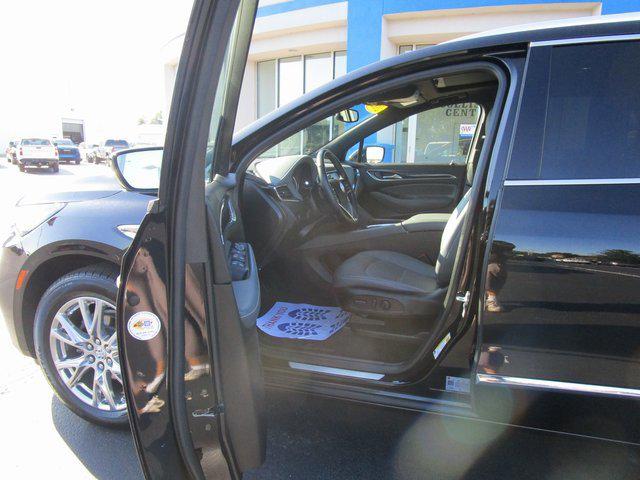 2023 Buick Enclave Essence FWD