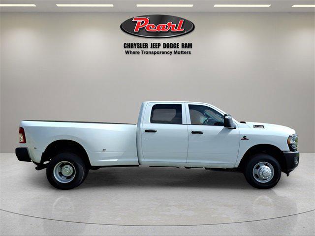 2024 RAM 3500 Tradesman Crew Cab 4x4 8 Box 2024 RAM 3500 Tradesman Crew Cab 4x4 8 Box