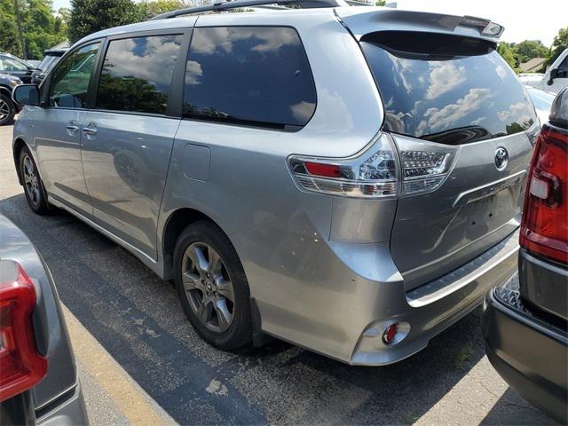 2019 Toyota Sienna SE Premium