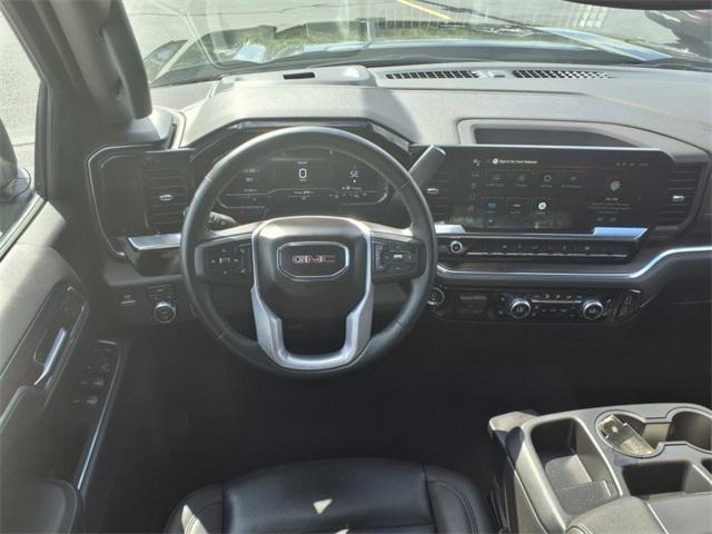 2025 GMC Sierra 1500 4WD Crew Cab Short Box SLT 2025 GMC Sierra 1500 4WD Crew Cab Short Box SLT