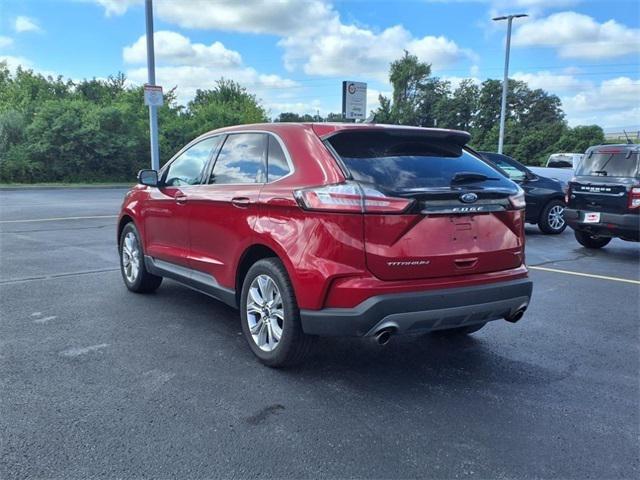 2023 Ford Edge Titanium