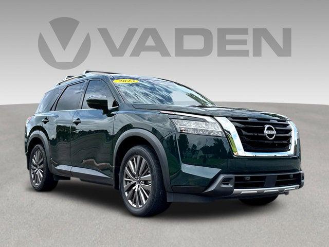 2023 Nissan Pathfinder SL FWD