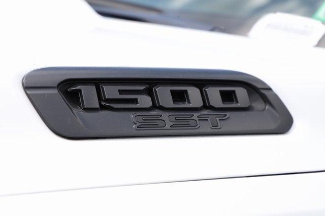 2025 RAM Ram 1500 RAM 1500 TRADESMAN CREW CAB 4X4 57 BOX