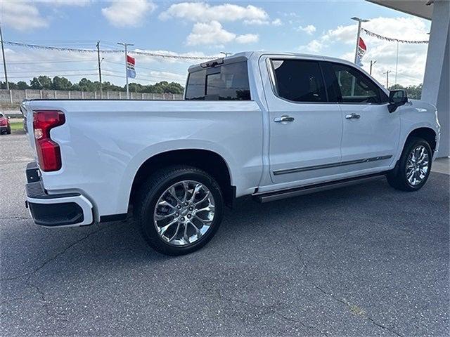 2024 Chevrolet Silverado 1500 4WD Crew Cab Short Bed Custom