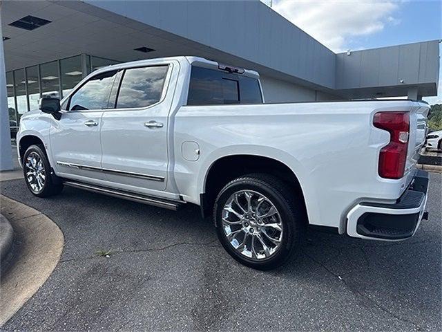 2024 Chevrolet Silverado 1500 4WD Crew Cab Short Bed Custom