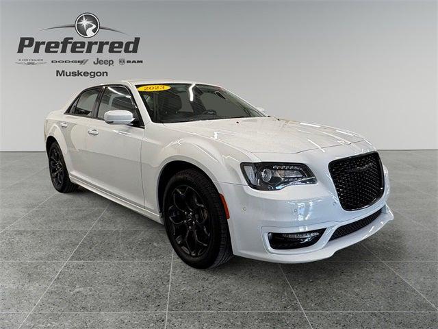 2023 Chrysler 300 Touring L AWD