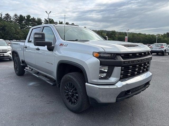 2022 Chevrolet Silverado 3500HD 4WD Crew Cab Standard Bed WT