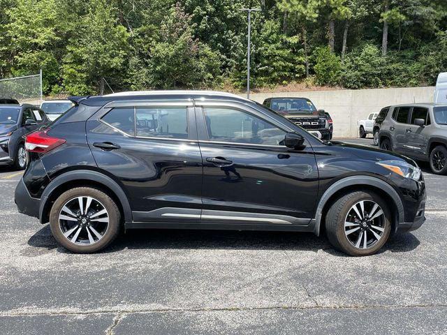 2019 Nissan Kicks SR