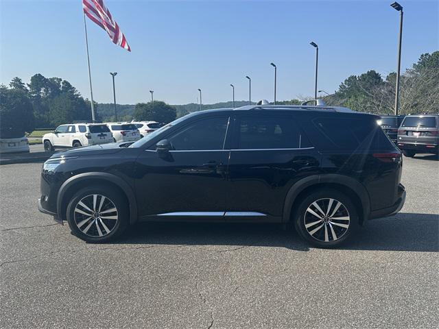 2024 Nissan Pathfinder Platinum FWD
