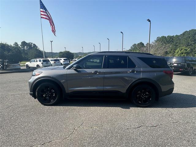 2024 Ford Explorer ST-Line